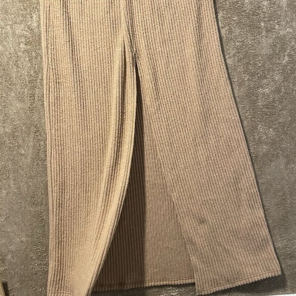 Pretty Little Thing Dress Womens 12 L/XL Long Ribbed Soft Maxi Slit Strapless - Picture 4 of 6